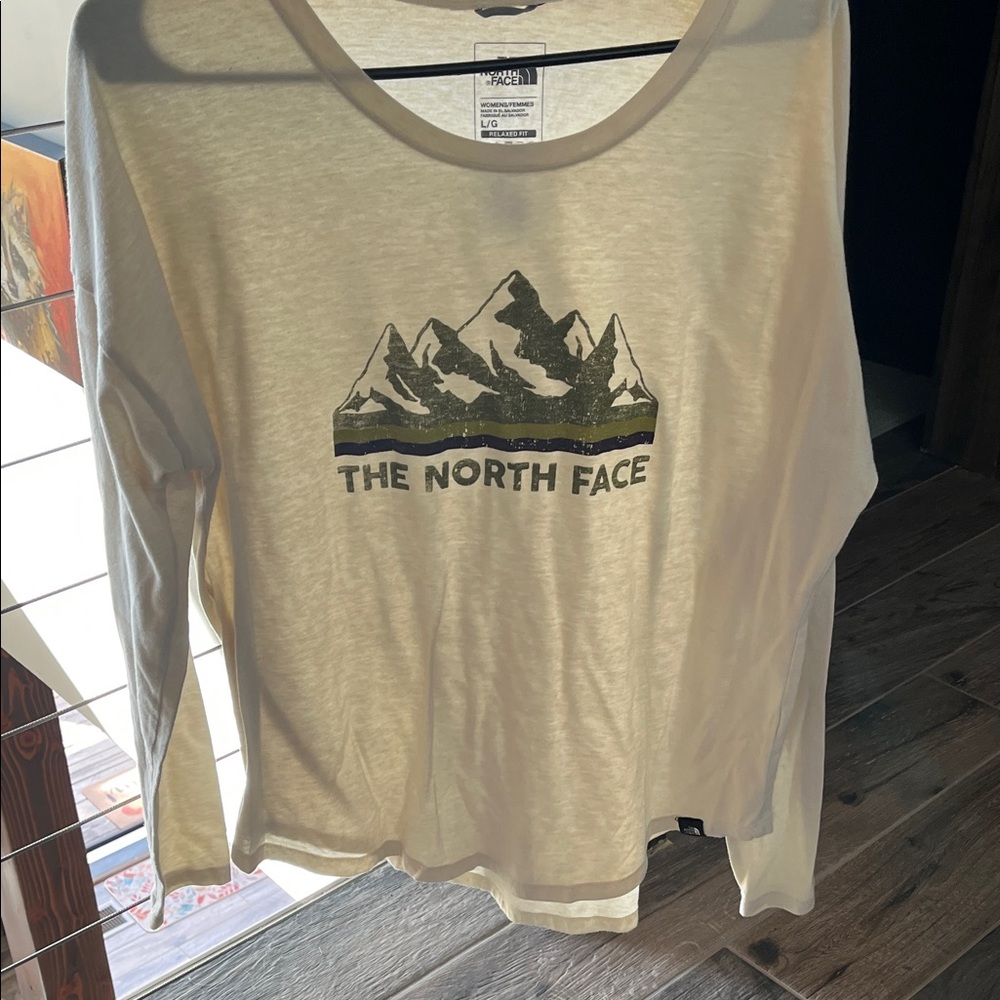 The North Face Off-White Long Sleeve Tee